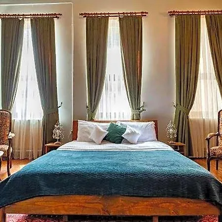 Hotel Neval-ist 3*